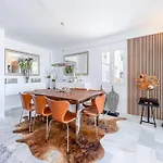 Modern 3 Bedroom In Puerto Banus With Sea Views
