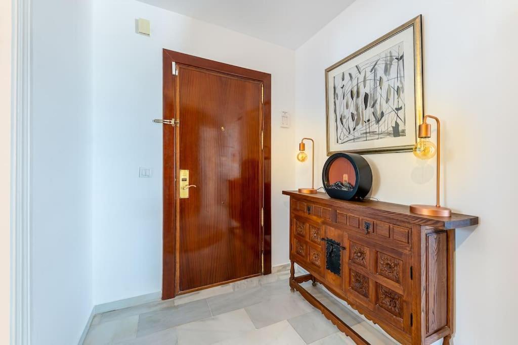 Modern 3 Bedroom In Puerto Banus With Sea Views * Marbella