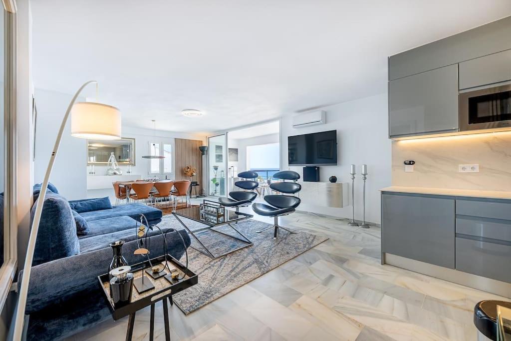 Modern 3 Bedroom In Puerto Banus With Sea Views Apartment *